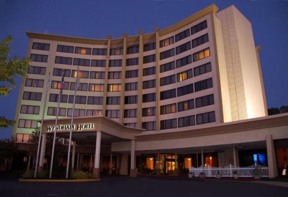 Clarion Hotel & Suites Mount Laurel